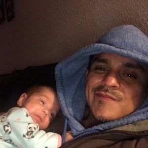 Meet your Posher, Elias